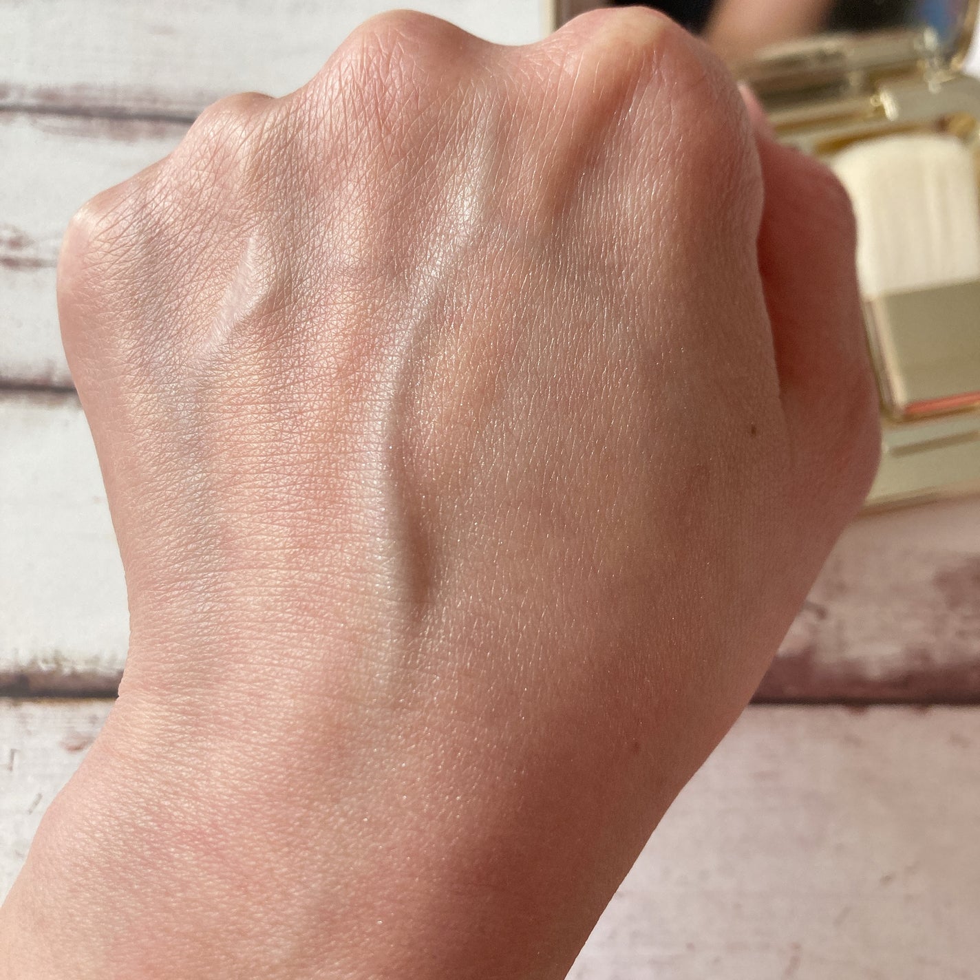 ル・レオスールデクラ /クレ・ド・ポー ボーテ/パウダーハイライトを使ったクチコミ(3枚目)