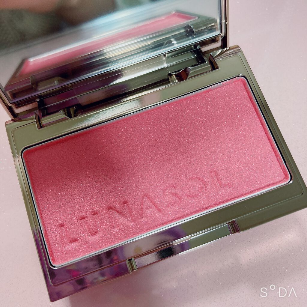 ルナソル カラーリングシアーチークス(グロウ)/LUNASOL/パウダーチークを使ったクチコミ(3枚目)