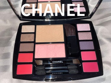 トラベル メークアップ パレット アーモニー ドゥ カメリア/CHANEL/メイクアップキットを使ったクチコミ（1枚目）