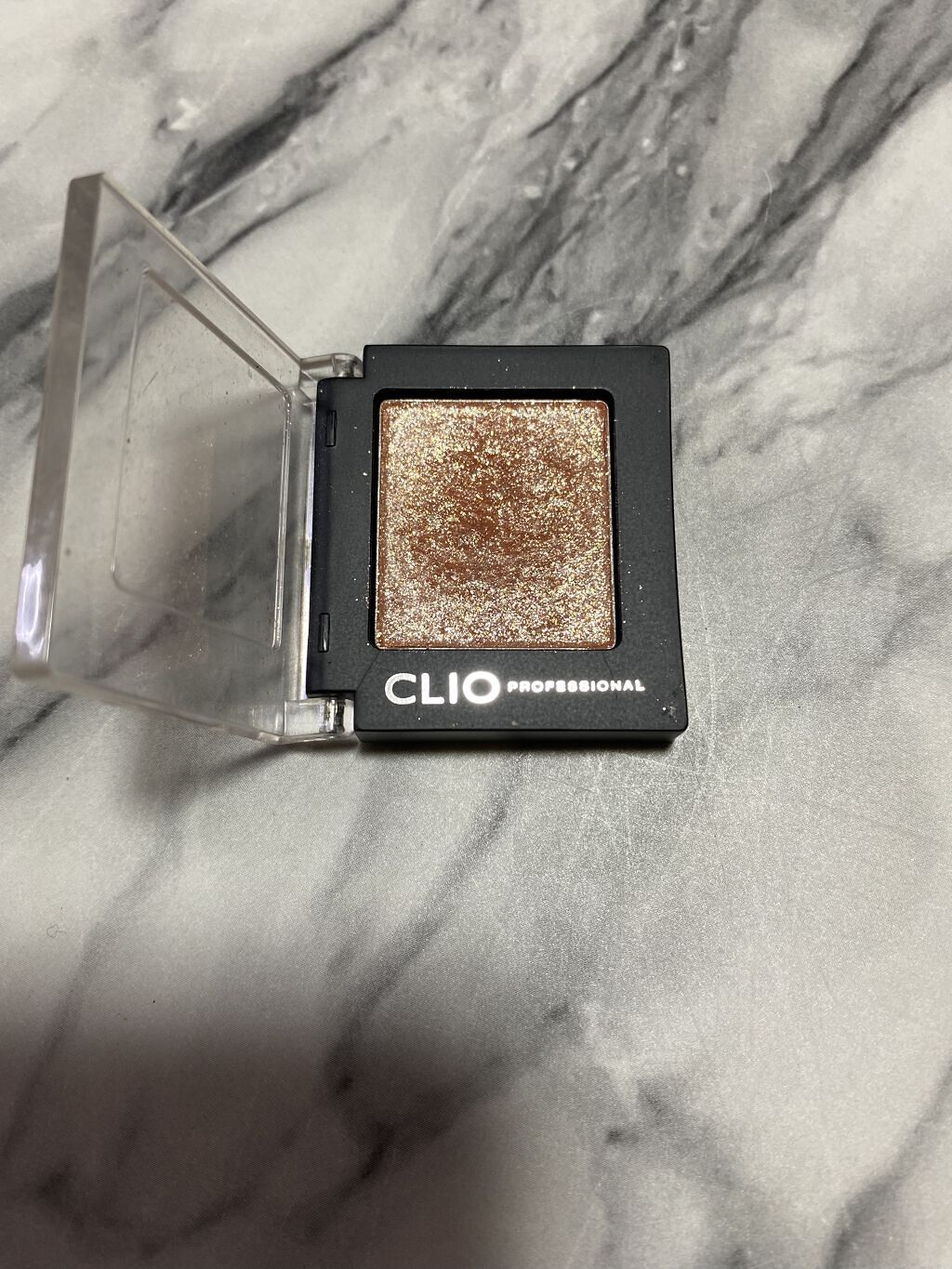 オープンユアアイズ OR401 最短距離/MAJOLICA MAJORCA/単色アイシャドウを使ったクチコミ（2枚目）