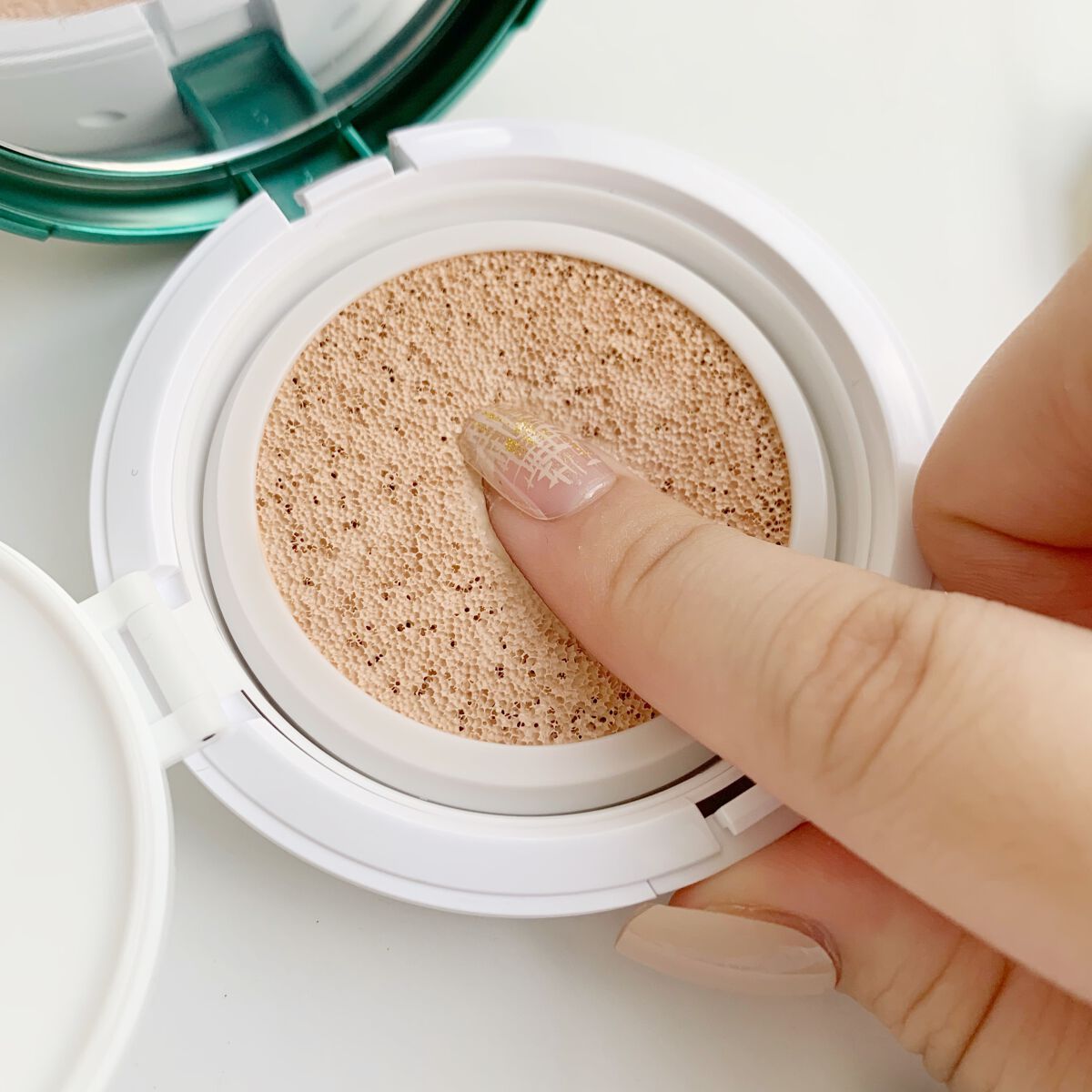 スーパーシカクッション/MEDICUBE/クッションファンデーションを使ったクチコミ(3枚目)