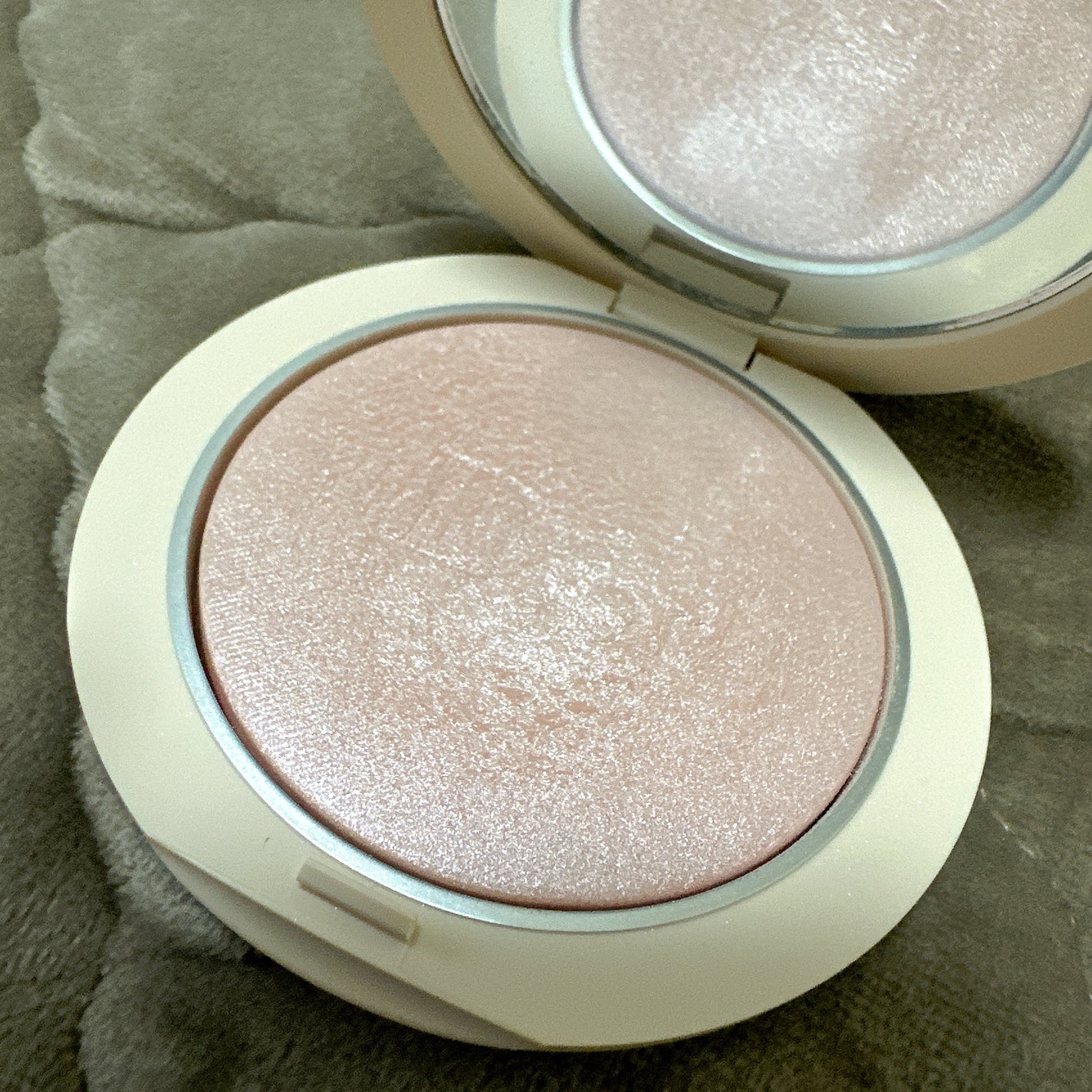 ディオールスキン フォーエヴァー クチュール ルミナイザー/Dior/プレストパウダーを使ったクチコミ(1枚目)