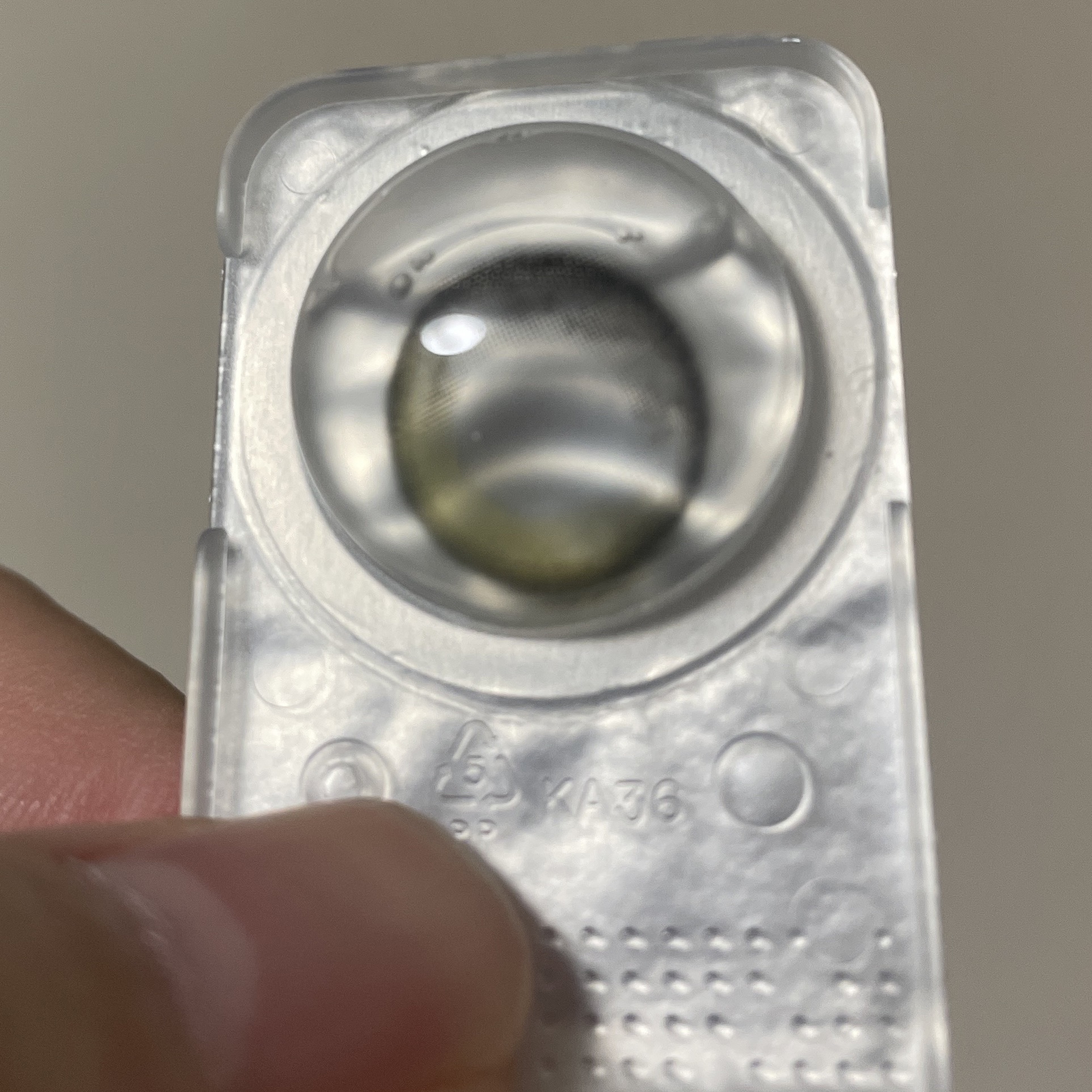 Secretive Kristen 1day オリーブ/Hapa kristin/ワンデー（１DAY）カラコンを使ったクチコミ（2枚目）