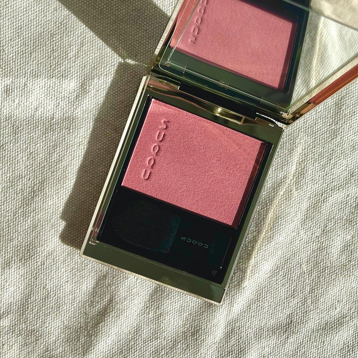 メルティング パウダー ブラッシュ/SUQQU/パウダーチークを使ったクチコミ(1枚目)