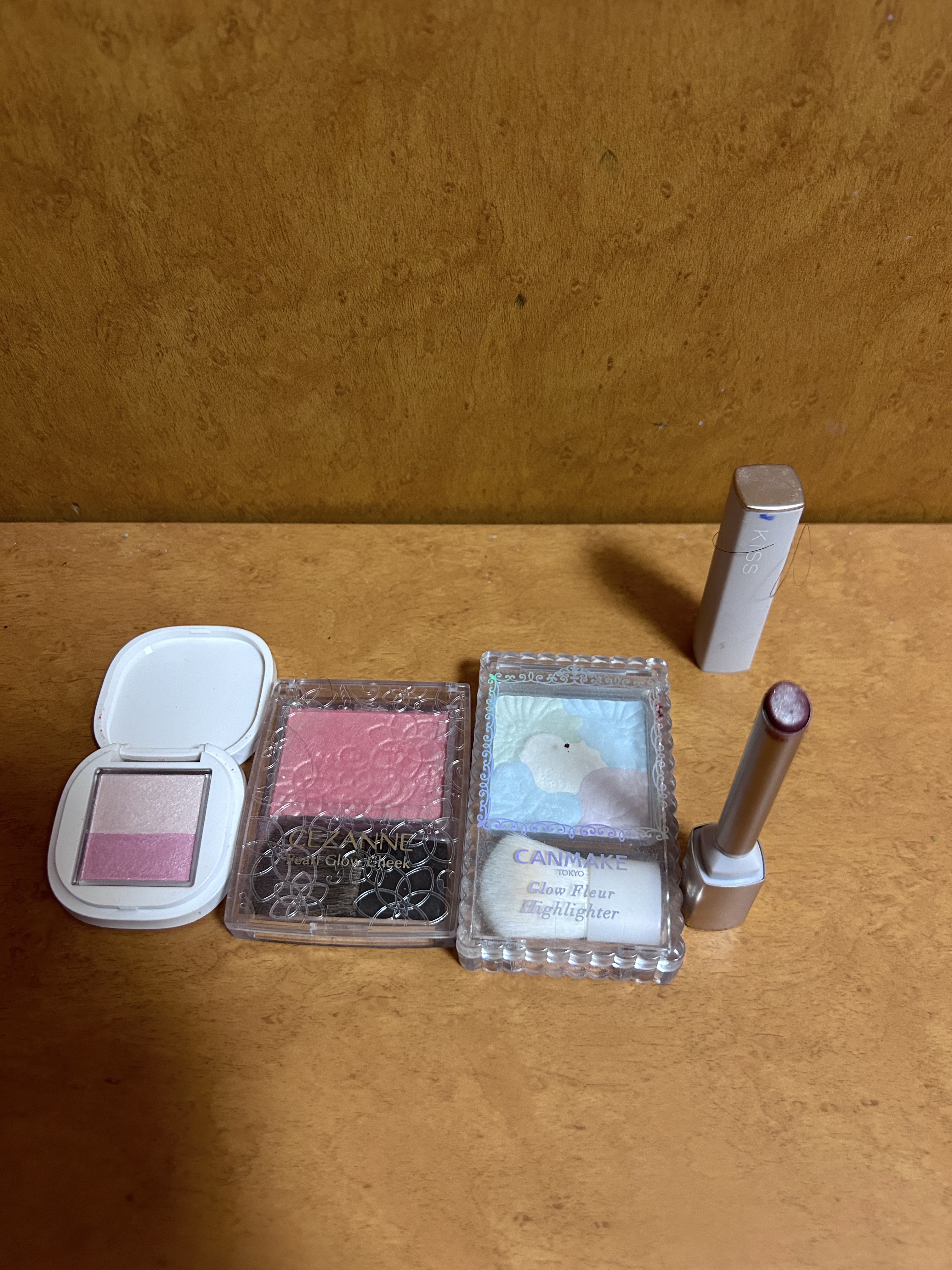 リップアローＸ 01 ルビーヒールズ/KiSS/口紅を使ったクチコミ（1枚目）