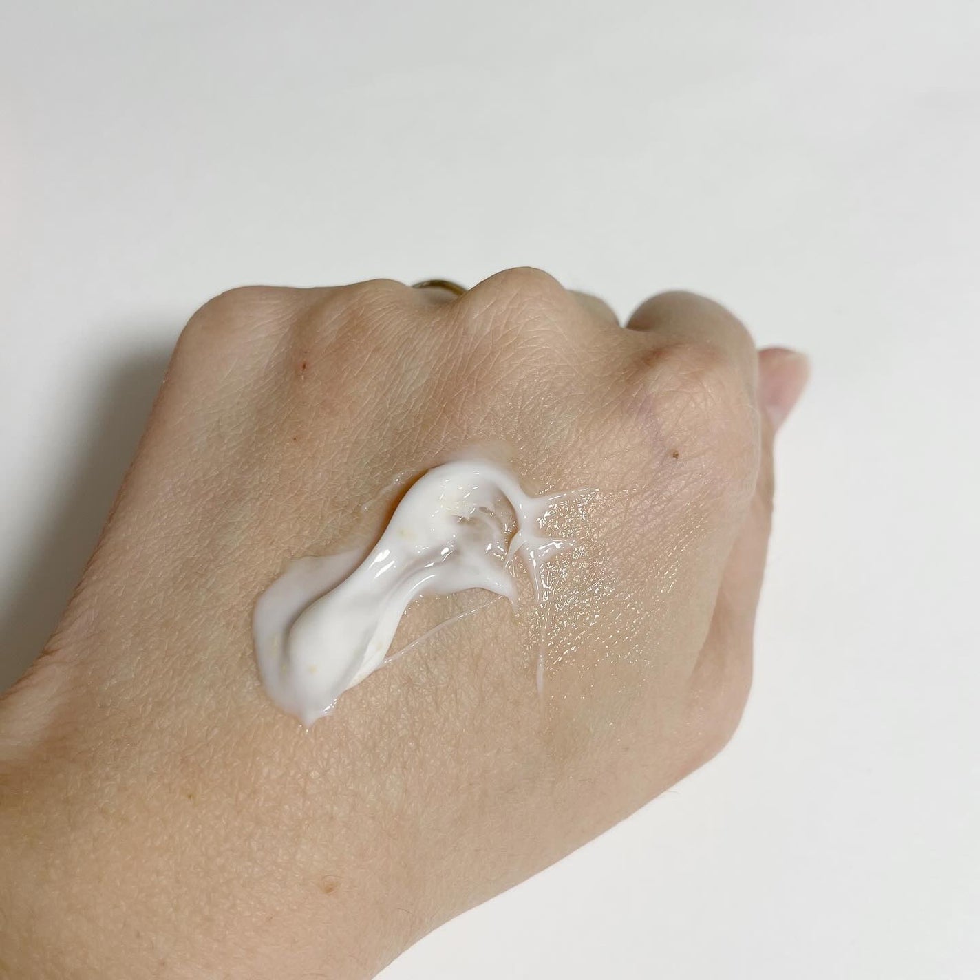 シューマジゴールド糸リフティングクリーム+EMS美顔器/MEDITHERAPY/フェイスクリームを使ったクチコミ(7枚目)