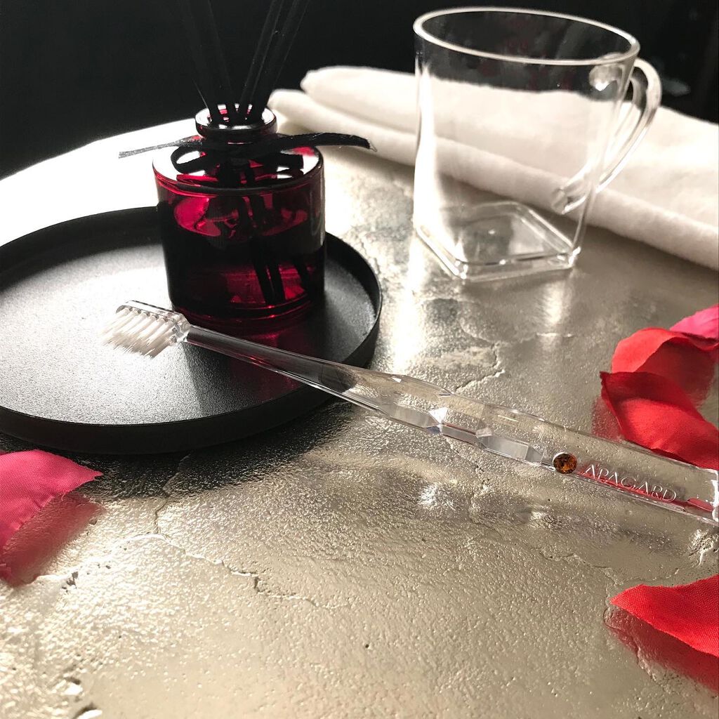 アパガードクリスタル歯ブラシ/アパガード/歯ブラシを使ったクチコミ（1枚目）