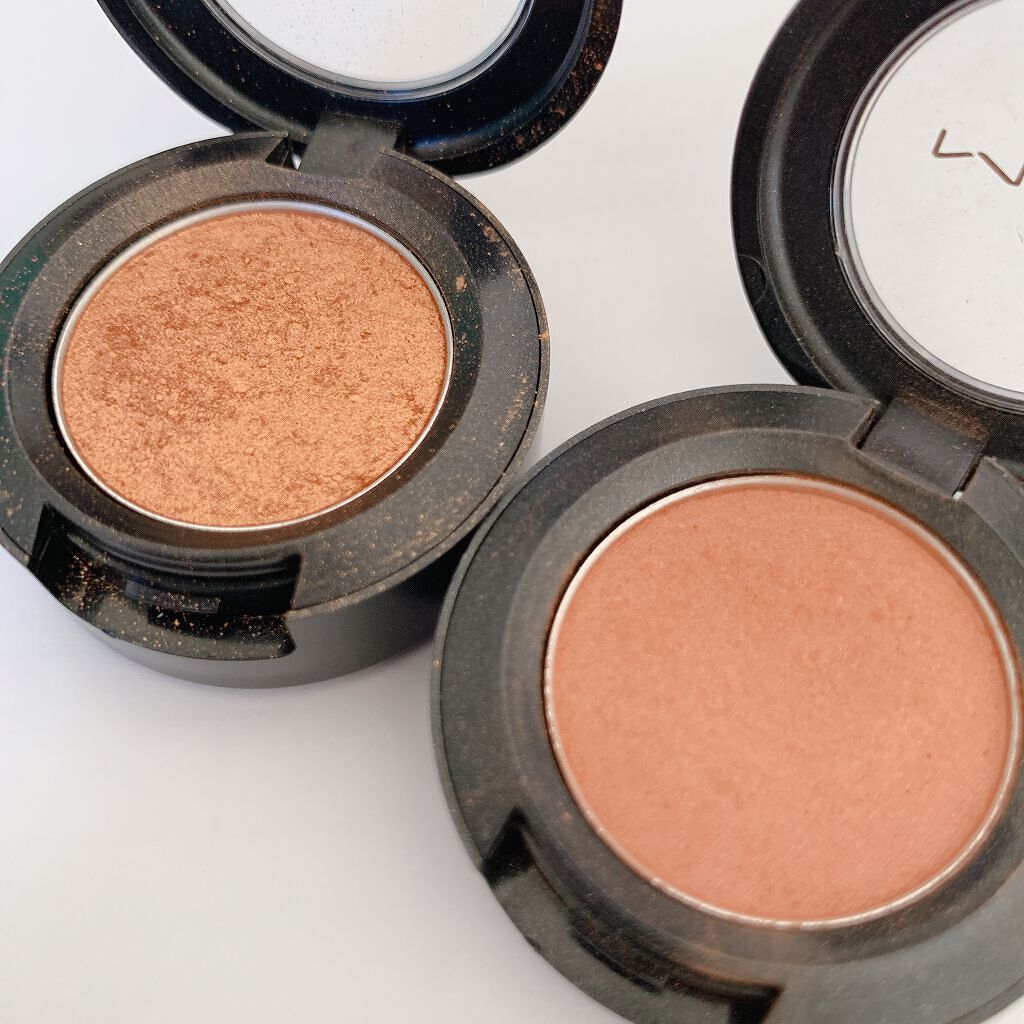 スモール アイシャドウ テクスチャー/M・A・C/単色アイシャドウを使ったクチコミ（2枚目）