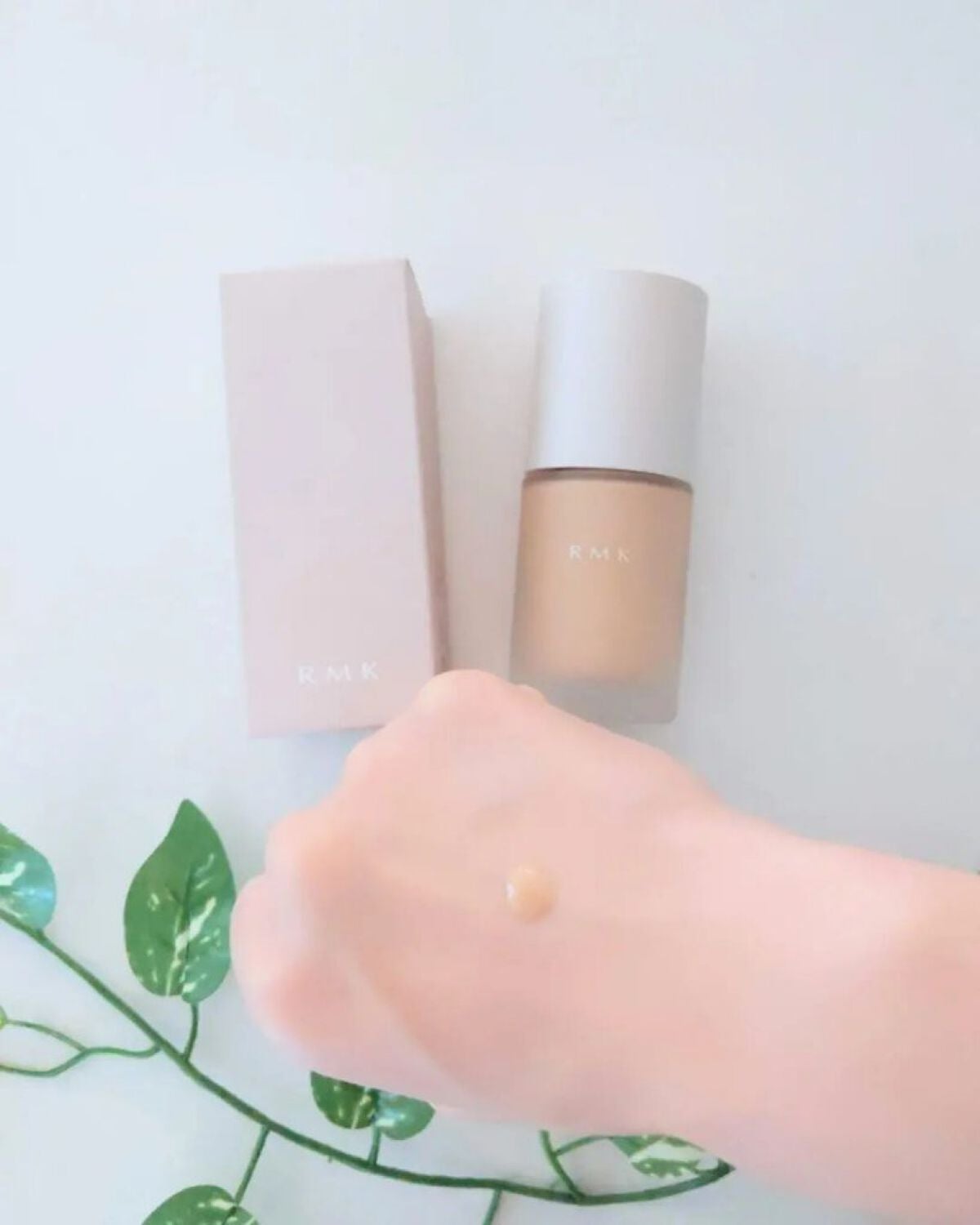 RMK リクイドファンデーション フローレスカバレッジ/RMK/リキッドファンデーションを使ったクチコミ(3枚目)