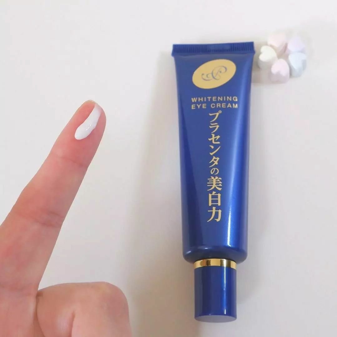 プラセホワイター 薬用美白アイクリーム/明色/アイケア・アイクリームを使ったクチコミ（3枚目）