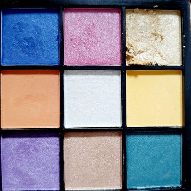 UR GLAM　BLOOMING EYE COLOR PALETTE/U R GLAM/パウダーアイシャドウを使ったクチコミ（2枚目）