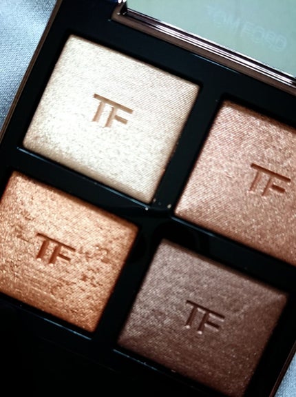 アイ カラー クォード/TOM FORD BEAUTY/アイシャドウパレットを使ったクチコミ(2枚目)