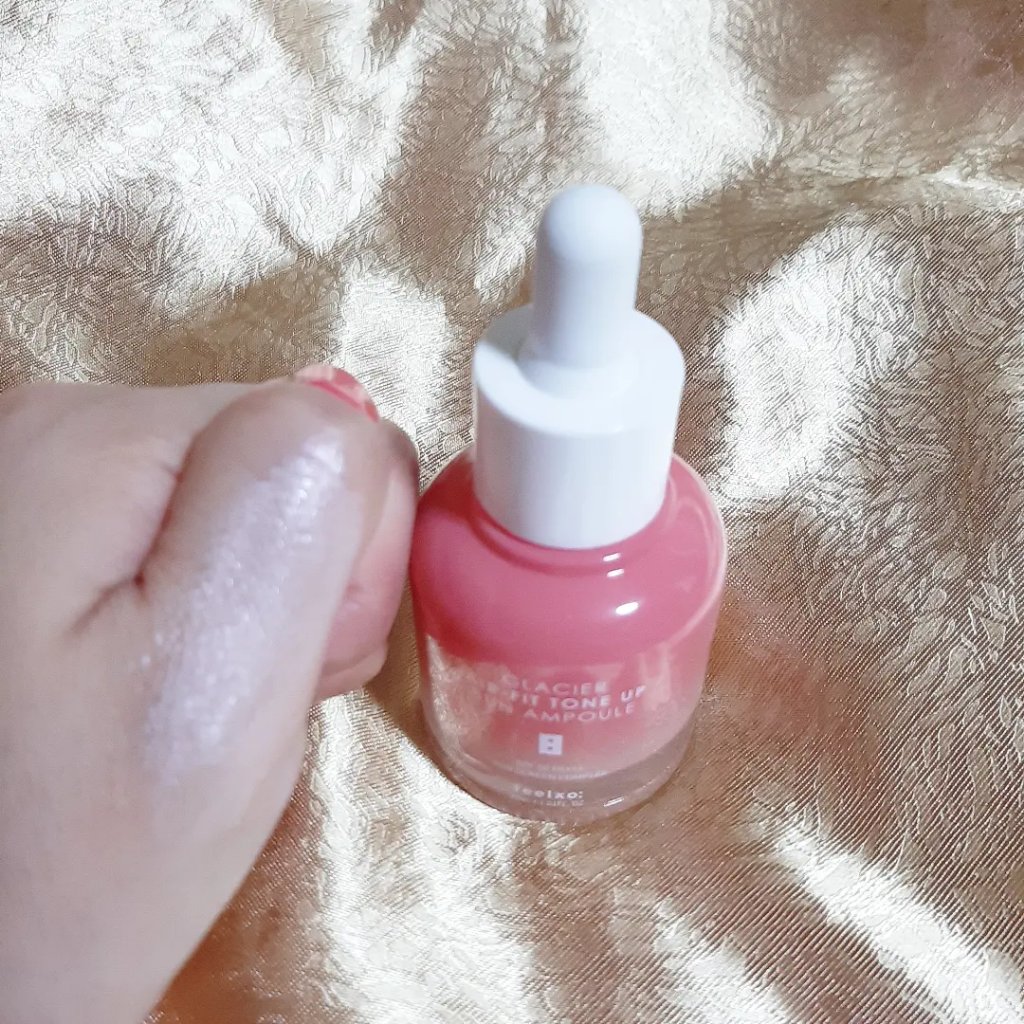 ピルソ グラシアエアフィットトーンアップサンアンプル SPF50 PA+++/feelxo/化粧下地を使ったクチコミ（2枚目）