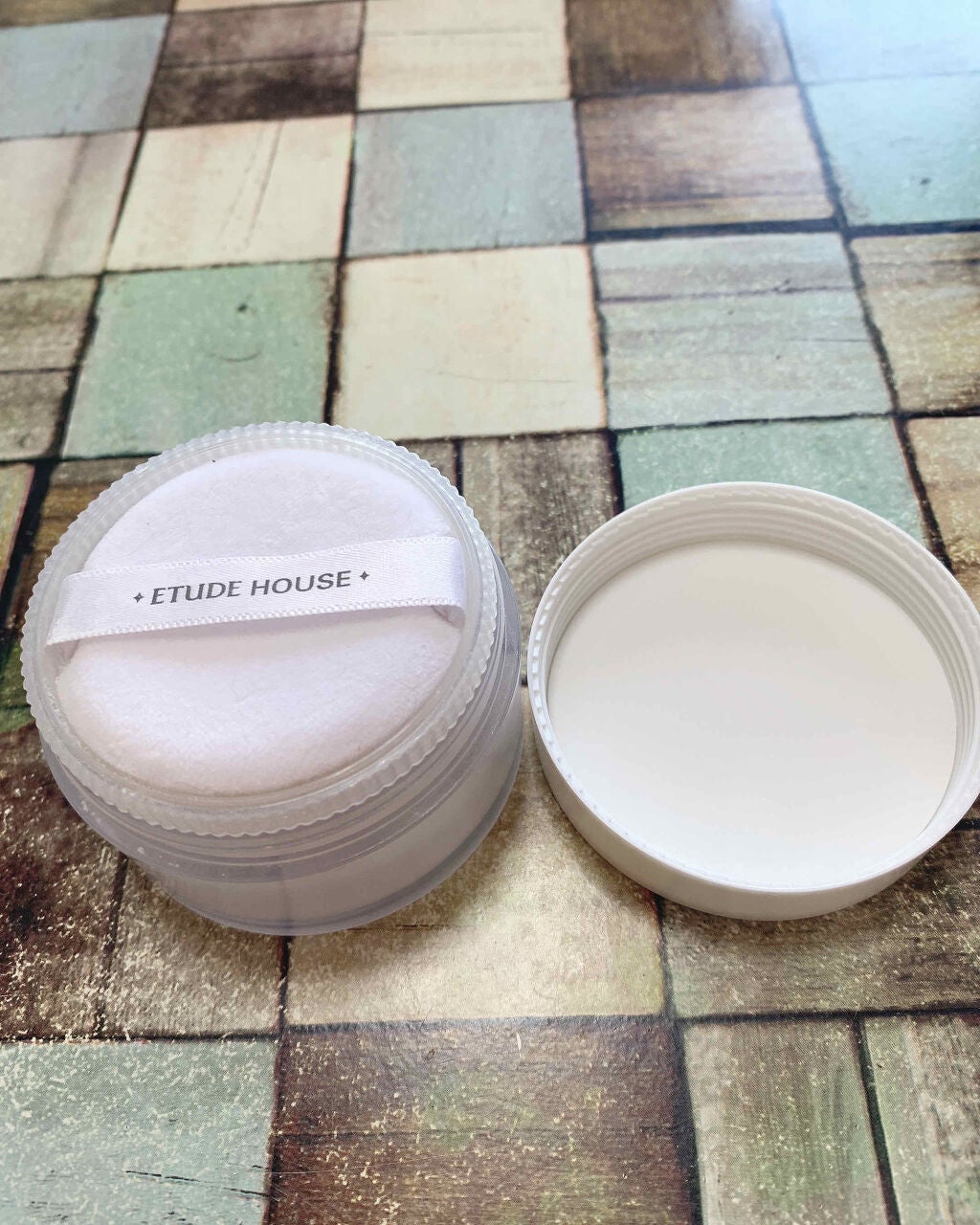 フィックス&フィックス パウダーフィクサー/ETUDE/ルースパウダーを使ったクチコミ(2枚目)