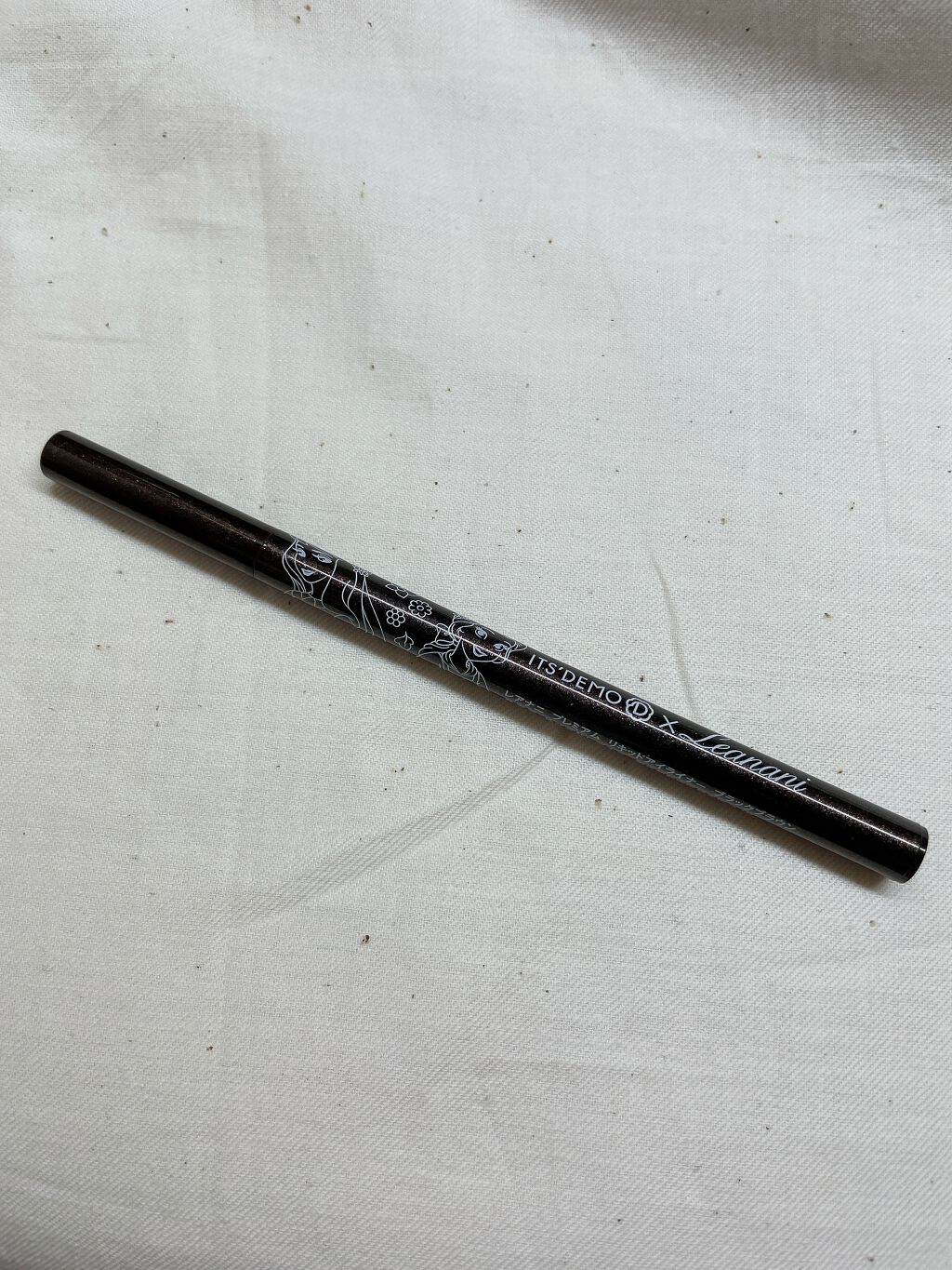 レアナニプレミアムリキッドアイライナーS/Leanani/リキッドアイライナーを使ったクチコミ（2枚目）