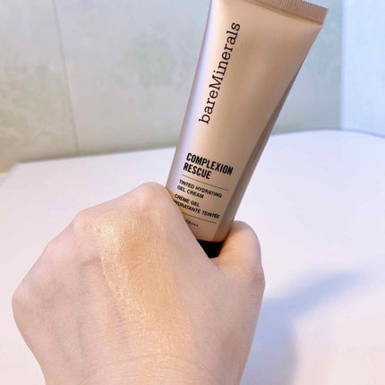 CR ティンテッド ジェル クリーム b/bareMinerals/クリーム・エマルジョンファンデーションを使ったクチコミ(3枚目)