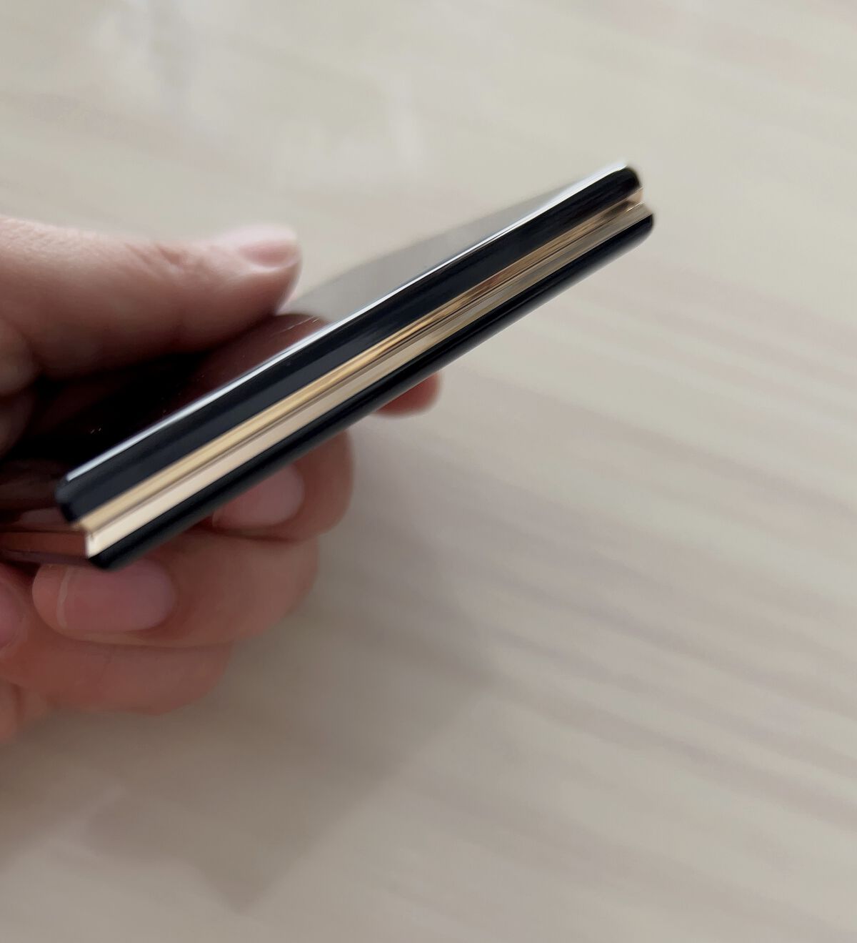 メルティング パウダー ブラッシュ/SUQQU/パウダーチークを使ったクチコミ（3枚目）