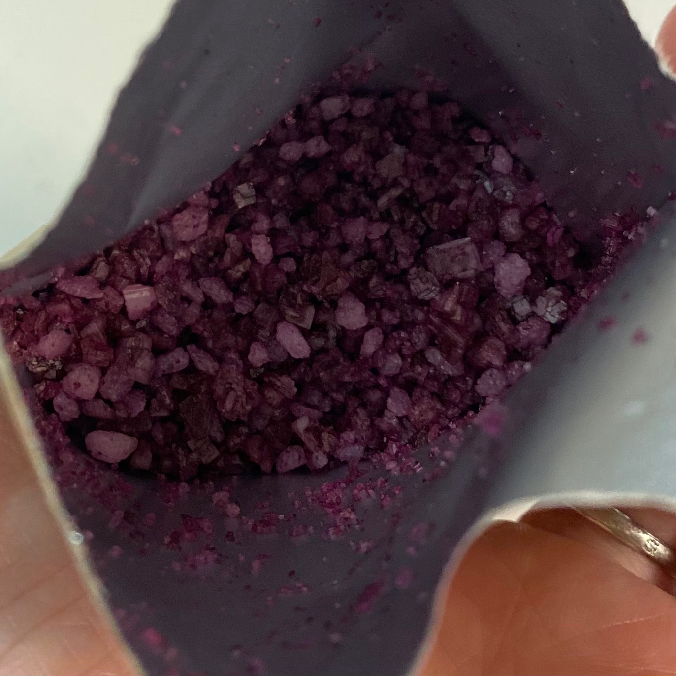 バスソルト ハッピーフォーミー ロータス＆ジャスミンの香り 50g【旧】/クナイプ/無機塩系入浴剤を使ったクチコミ（3枚目）