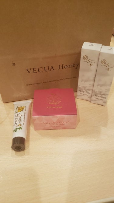 ワンダーハニー 唇とろ蜜ゴマージュ/VECUA Honey/リップケア・リップクリームを使ったクチコミ（2枚目）