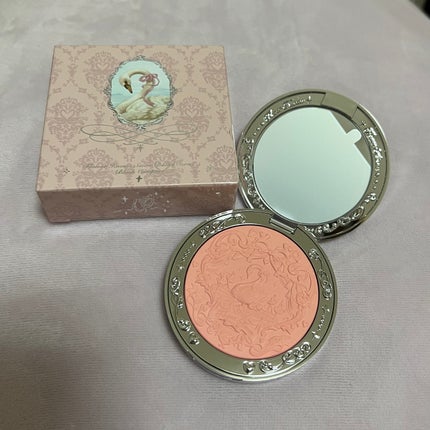 フラワーノーズ スワンバレエシリーズ ブラッシュコンパクト/FlowerKnows/パウダーチークを使ったクチコミ(1枚目)