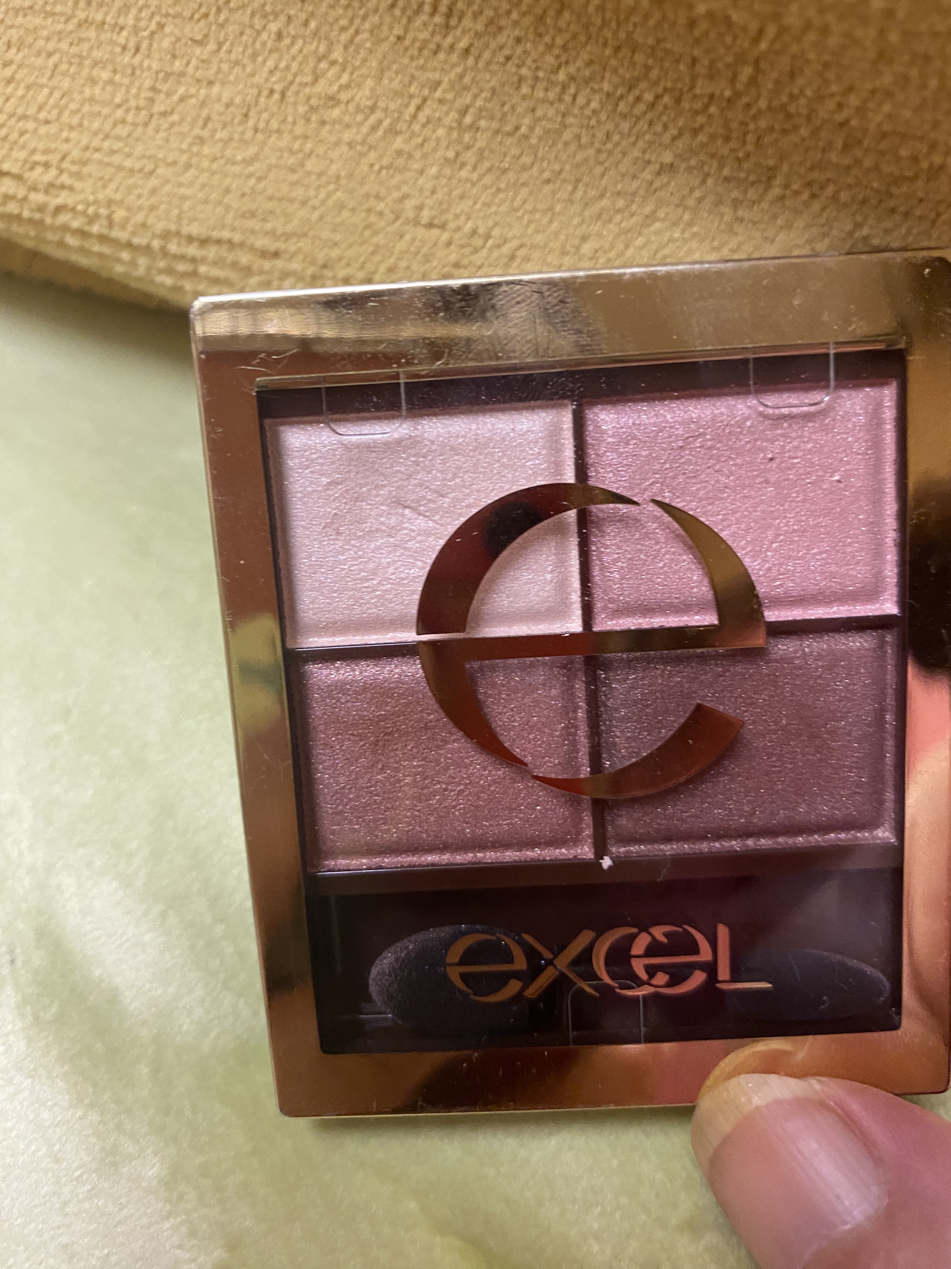 スキニーリッチシャドウ/excel/アイシャドウパレットを使ったクチコミ（1枚目）