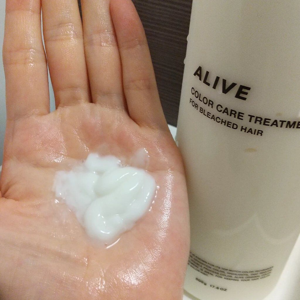 ALIVE カラーケアシャンプーのクチコミ「デザインカラーに特化したヘアサロン「ALIVE」さんより素敵な商品が届いたのでご紹介。

【 .....」（3枚目）