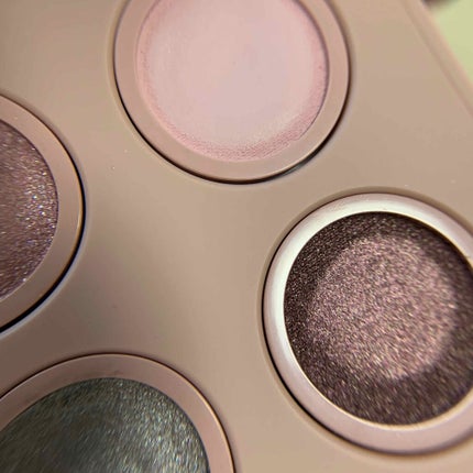 プリマ バレリーナ ミニ アイシャドウ パレット/ローラ メルシエ/アイシャドウパレットを使ったクチコミ(4枚目)