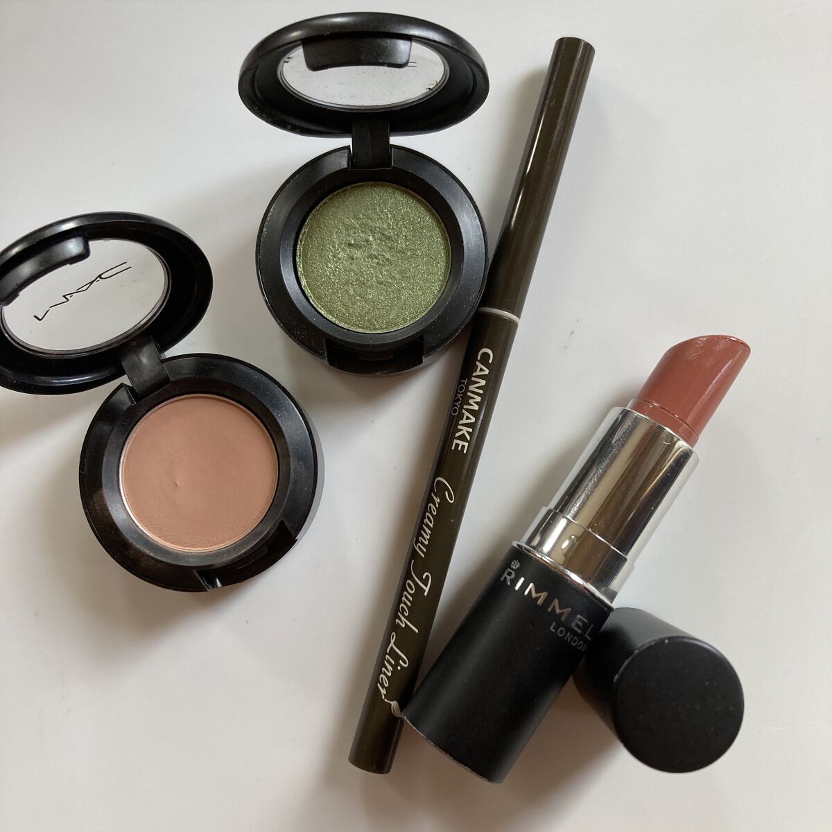 マシュマロルック リップスティック 025/リンメル ロンドン/口紅を使ったクチコミ（2枚目）