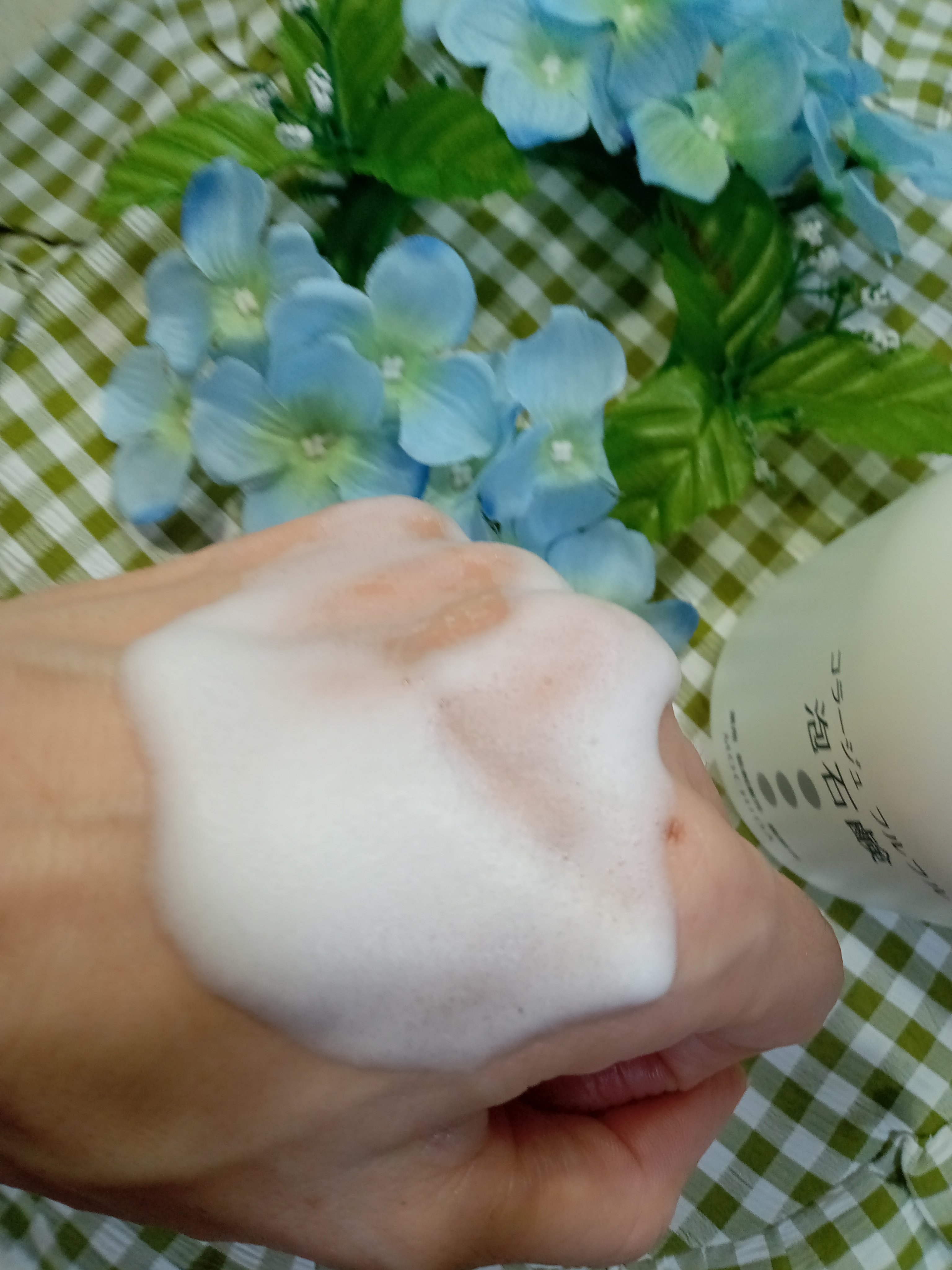 コラージュフルフル 泡石鹸 300ml(水色)/コラージュ/デリケートゾーンケアを使ったクチコミ（3枚目）