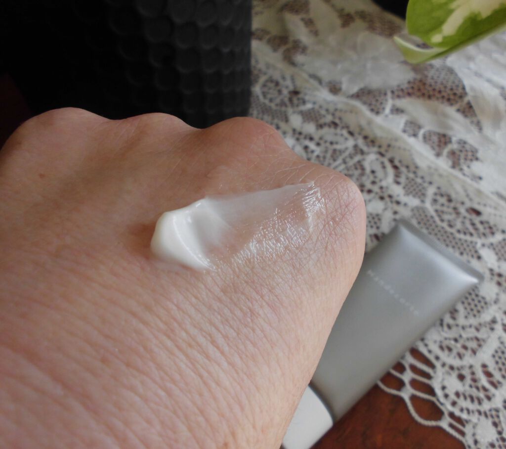 ハンデコルテ/キユートピア/ネック・デコルテケアを使ったクチコミ(1枚目)