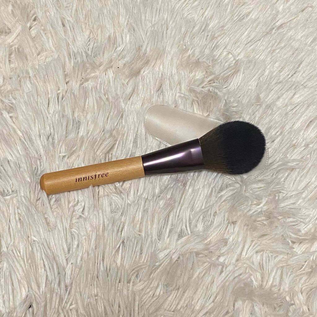 マスター パウダー ブラシ/innisfree/メイクブラシを使ったクチコミ（2枚目）