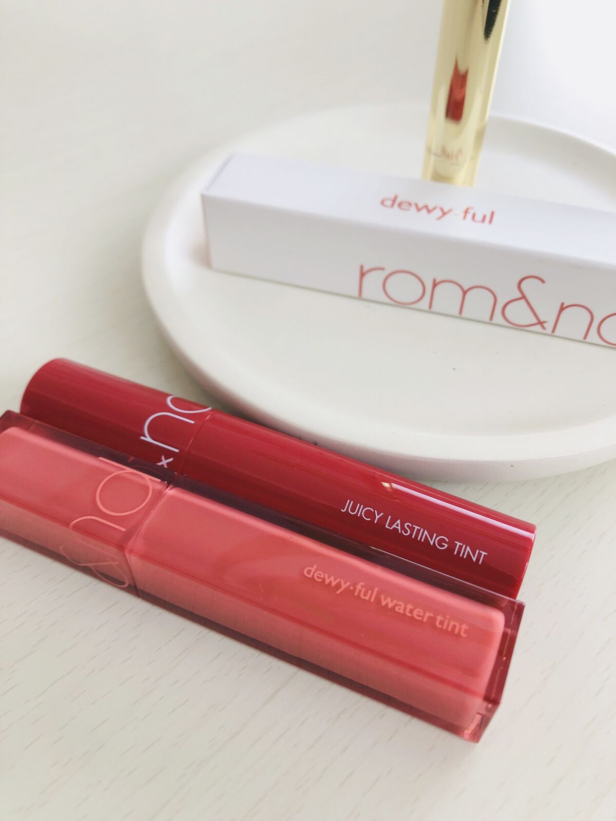 ジューシーラスティングティント/rom&nd/リップティントを使ったクチコミ（1枚目）