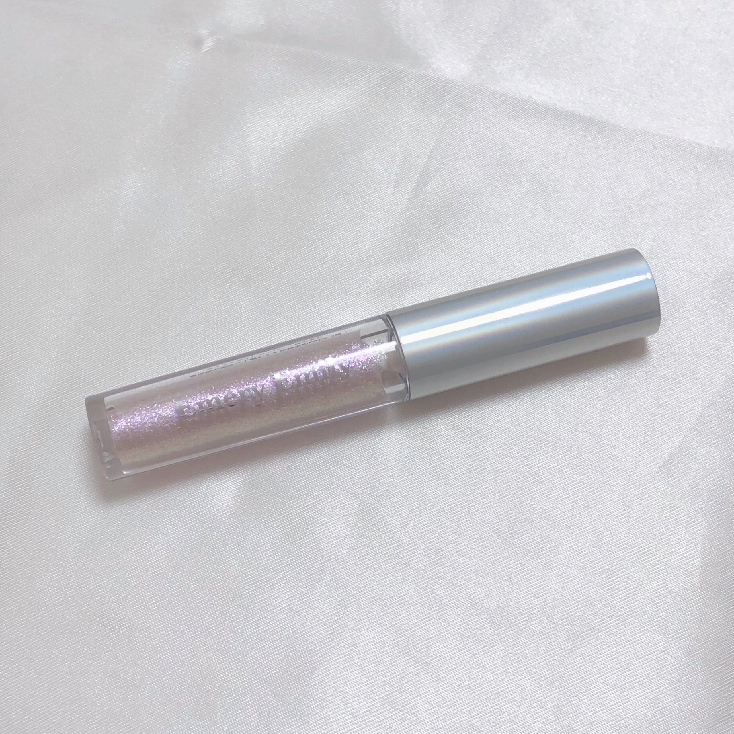 ドリーミー グリッターライナー/Emery Emily/グリッターを使ったクチコミ（3枚目）