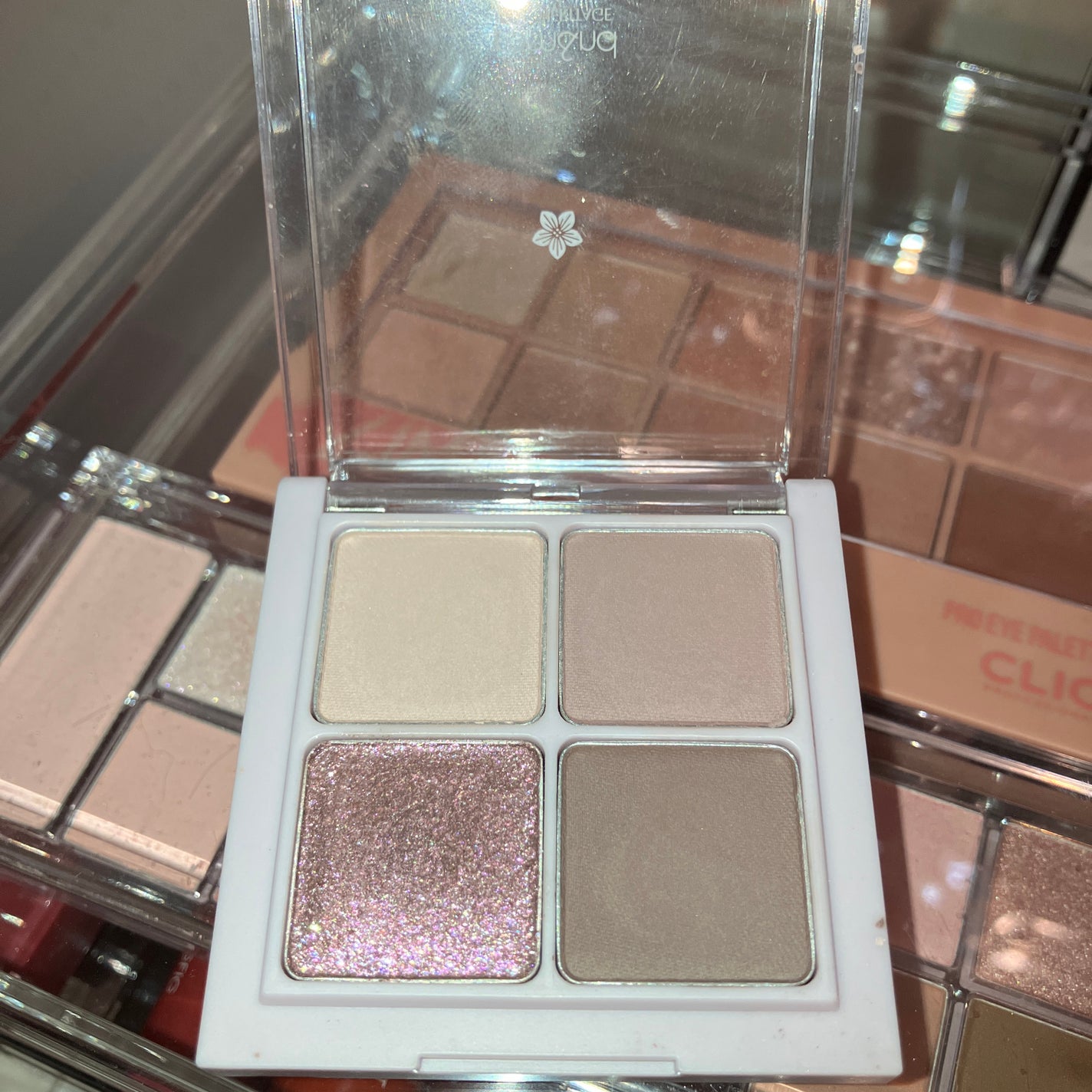 ベターザンアイズ 韓服エディション/rom&nd/アイシャドウパレットを使ったクチコミ(2枚目)