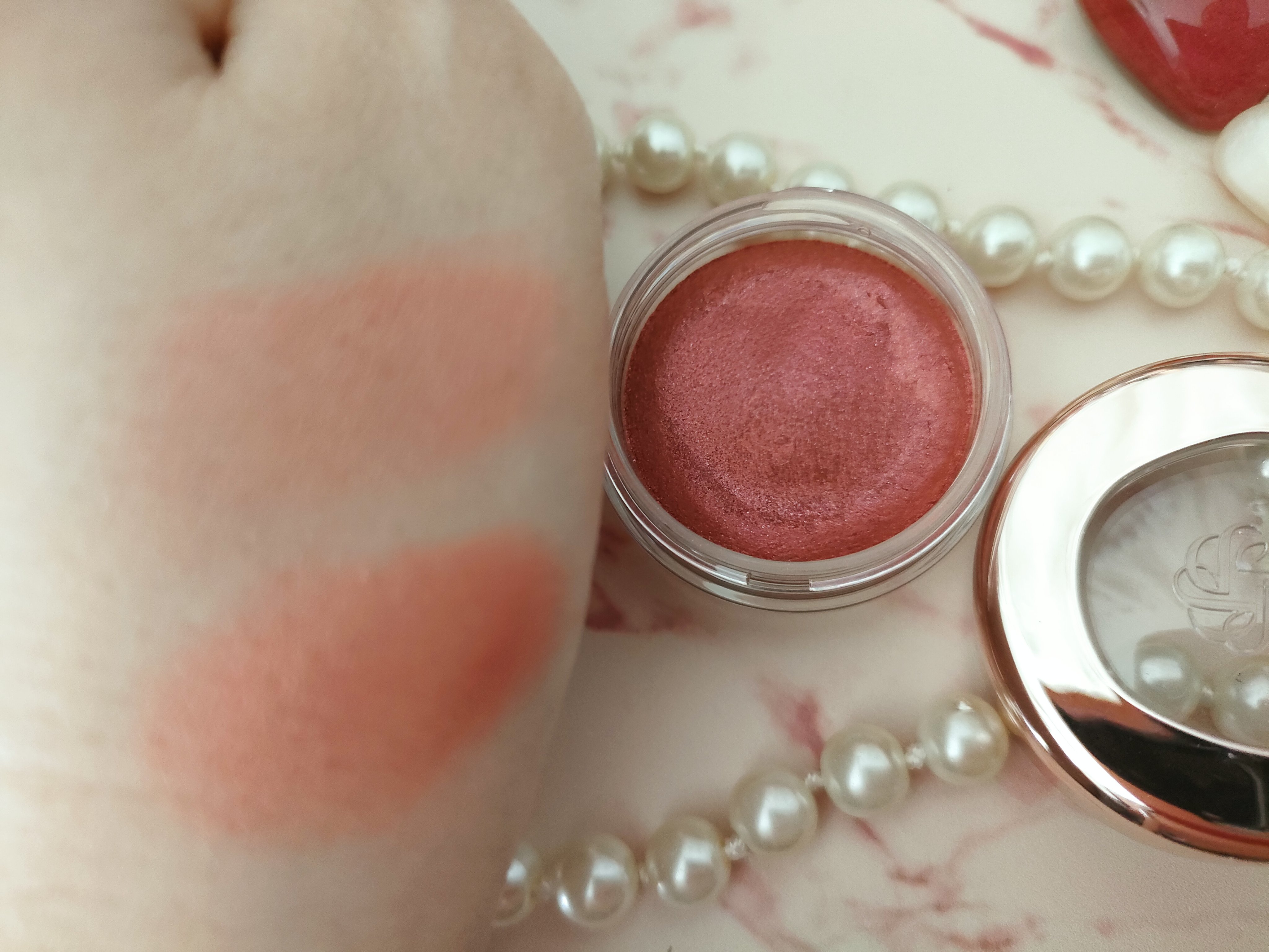 アイグロウジェム スキンシャドウ/DECORTÉ/ジェル・クリームアイシャドウを使ったクチコミ（2枚目）