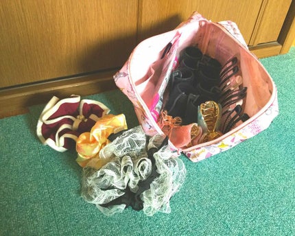 ゆーこ on LIPS 「いっぱい詰めれる今月のゼクシィ付録💕中にはポケットもたくさんあ..」(2枚目)