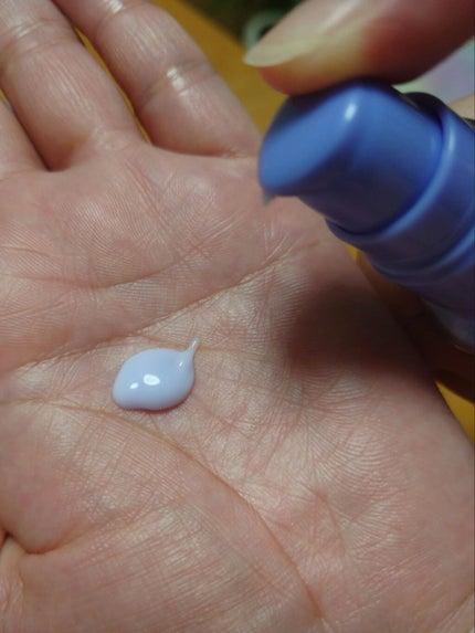 ケラスターゼ BL セラム シカプラズムのクチコミ「久々の投稿になります👋
前々から気になっていたケラスターゼの洗い流さないトリートメントです!!.....」(3枚目)