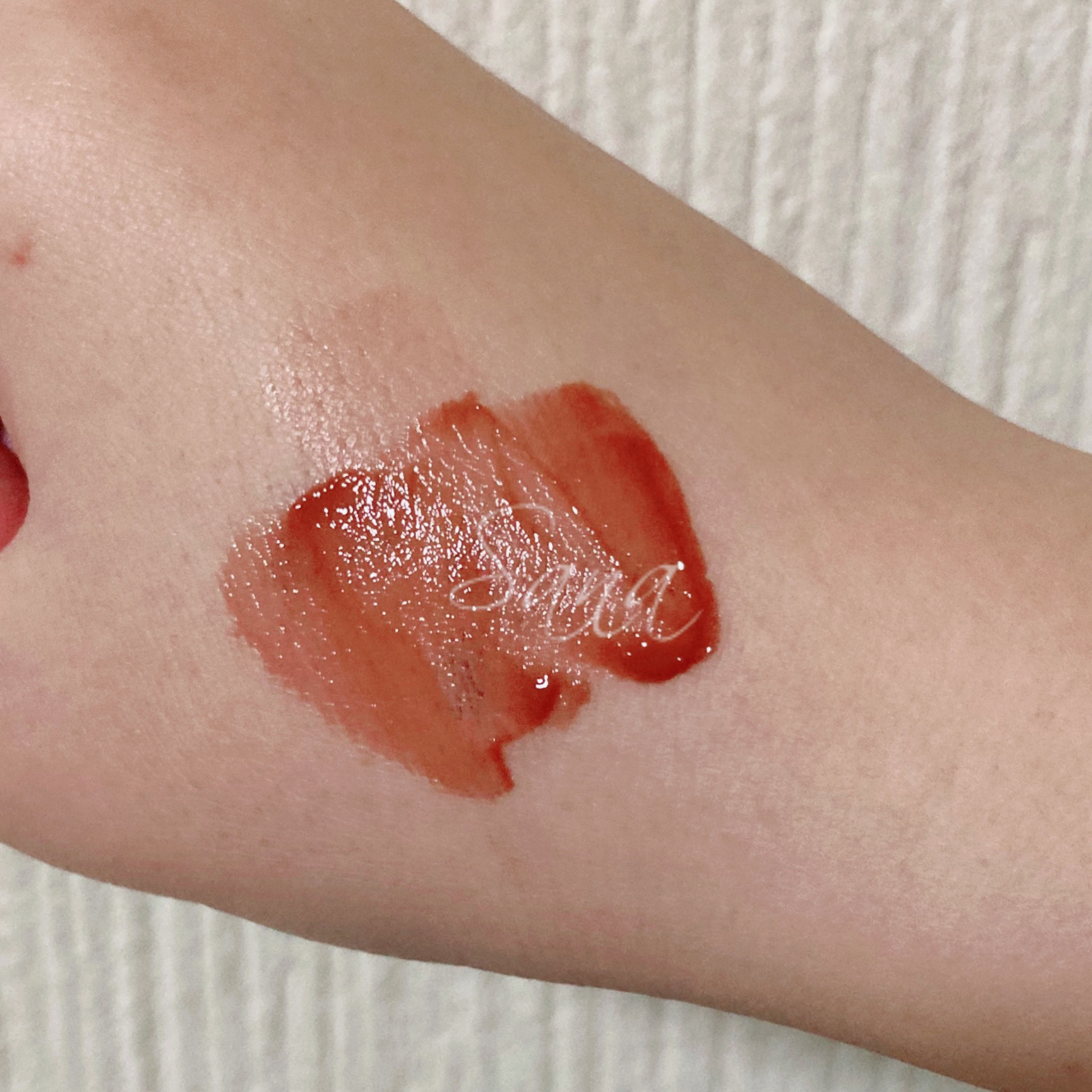 ジューシーラスティングティント/rom&nd/リップティントを使ったクチコミ（3枚目）