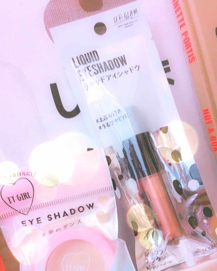 ダイソー×IT GIRL アイシャドウ/DAISO/単色アイシャドウを使ったクチコミ(1枚目)