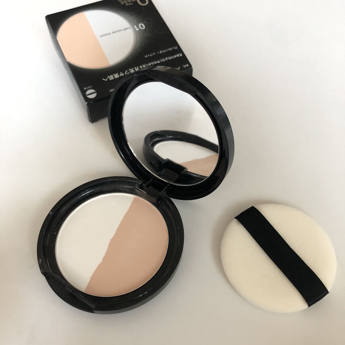 ムーンプレストブライトパウダー 01 ハーフカバームーン/KATE/プレストパウダーを使ったクチコミ（2枚目）