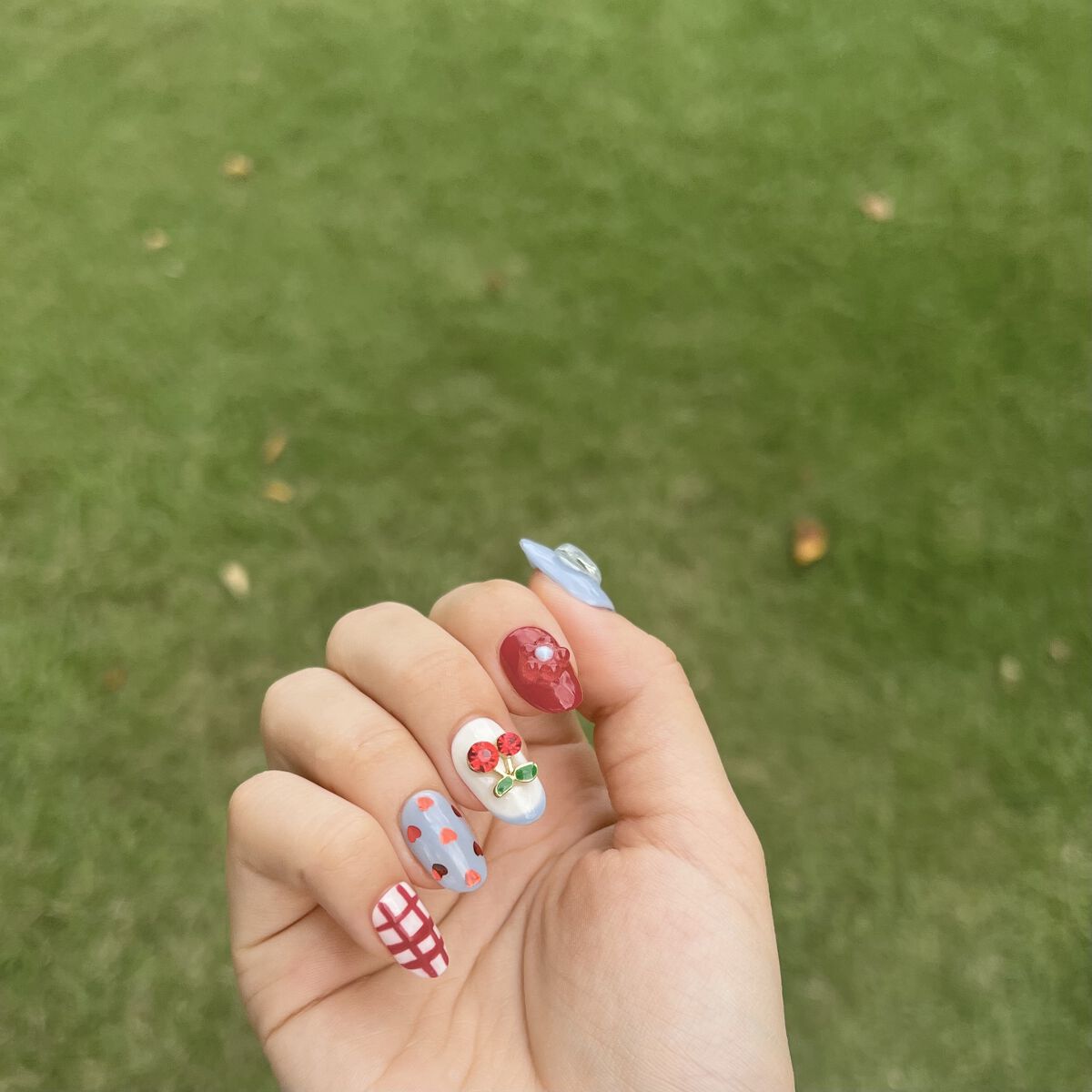 ネイルチップオーバルタイプ/DAISO/ネイルチップ・パーツを使ったクチコミ（3枚目）