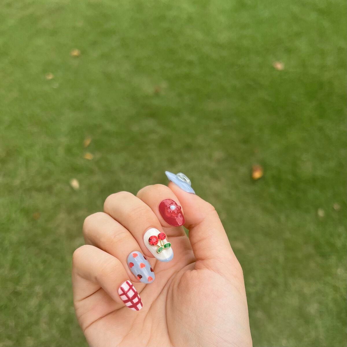 ネイルチップオーバルタイプ/DAISO/ネイルチップ・パーツを使ったクチコミ(3枚目)