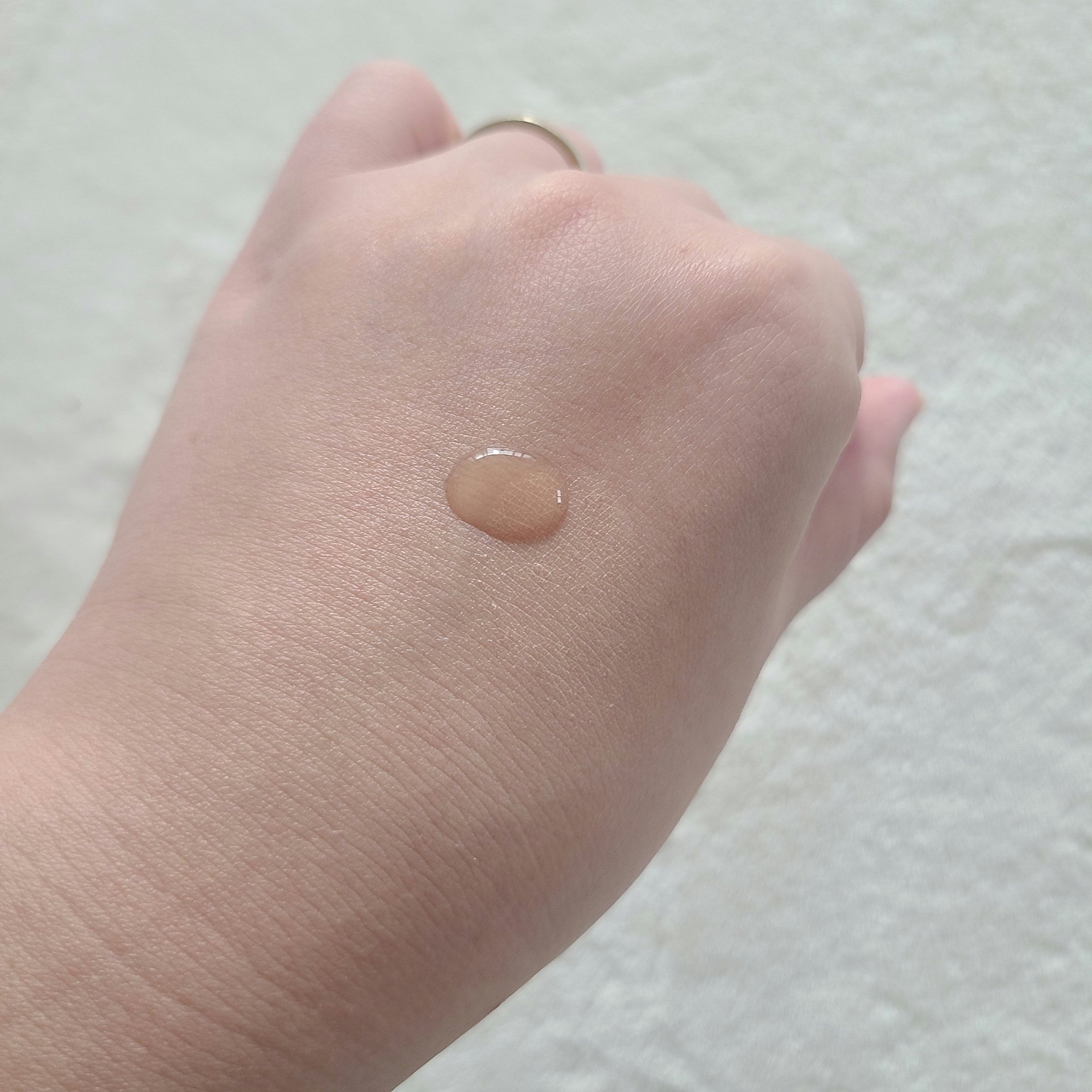 RXザ・アルファアルブチン2 ニキビ跡ケアセラム/COSRX/美容液を使ったクチコミ（2枚目）