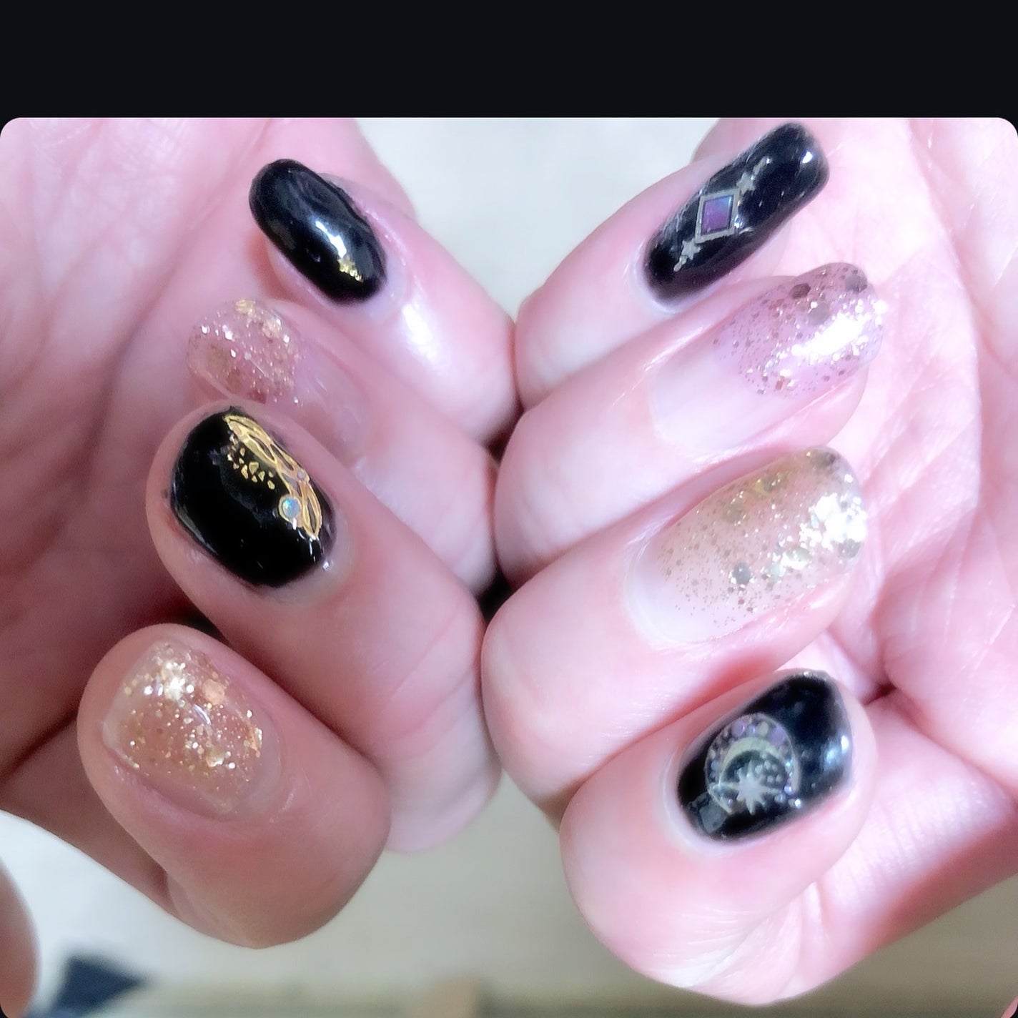 chicca 特殊メイクさんの偏愛美容 on LIPS 「やっとネイル変えたよ💅10月だから#ハロウィンネイル🎃👻もうこ..」(5枚目)