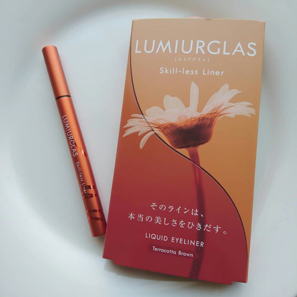スキルレスライナー/LUMIURGLAS/リキッドアイライナーを使ったクチコミ（2枚目）