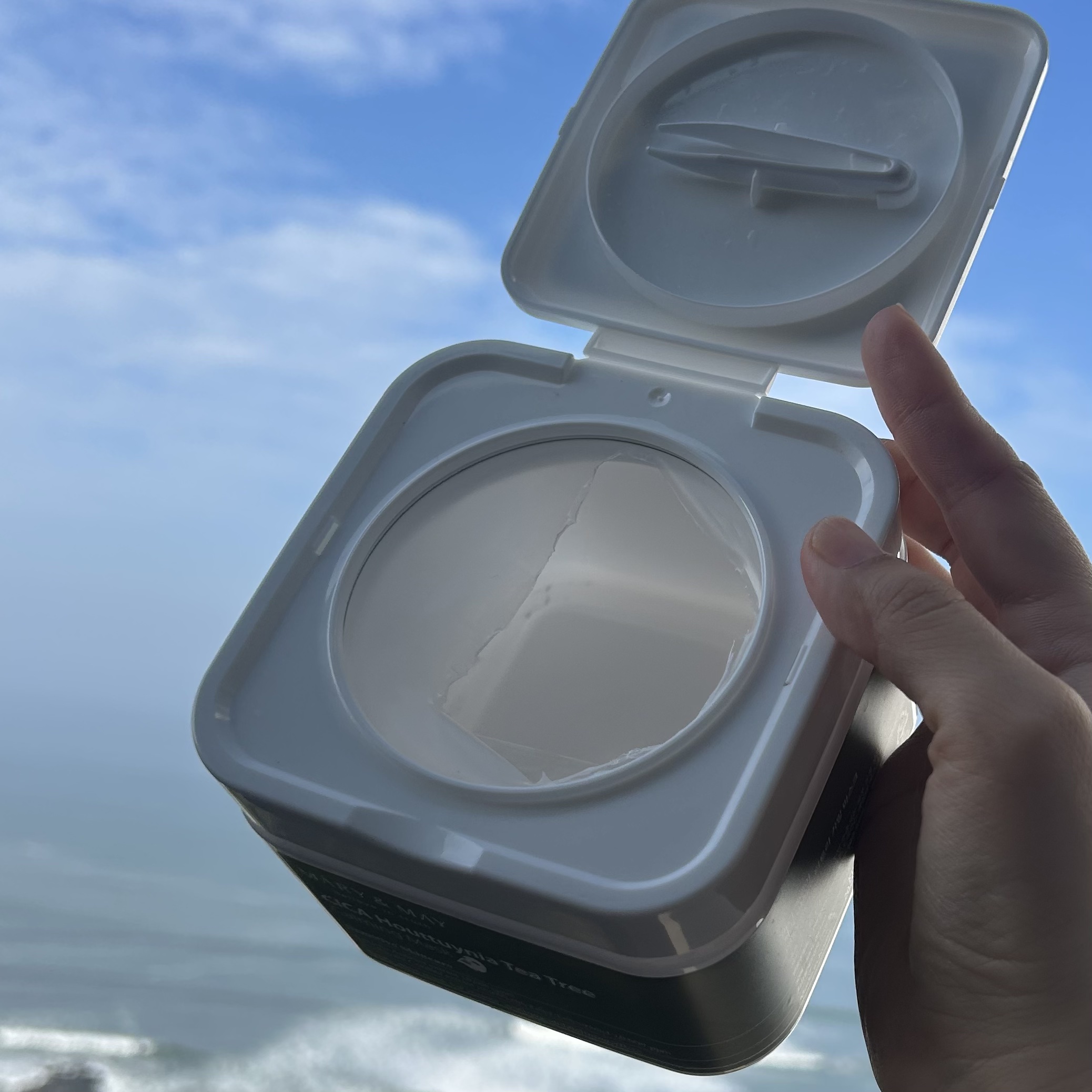 シカドクダミ＋ティーツリーカーミングマスク/MARY&MAY/シートマスク・パックを使ったクチコミ（2枚目）