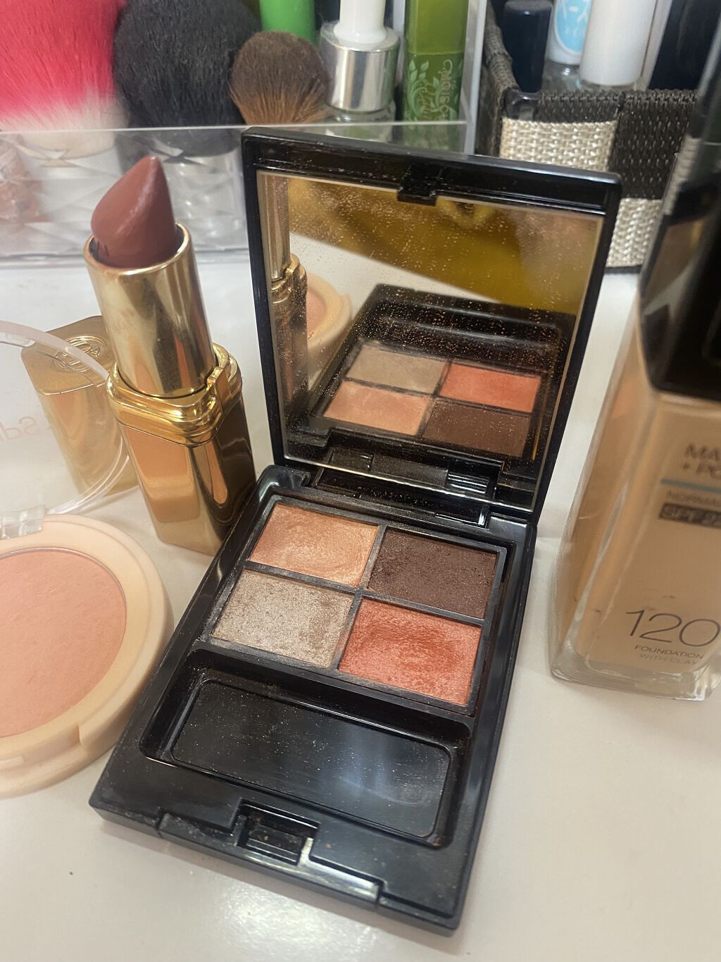 ミネラルクラッシィシャドー フラミンゴオレンジ（生産終了）/エトヴォス/アイシャドウパレットを使ったクチコミ（1枚目）