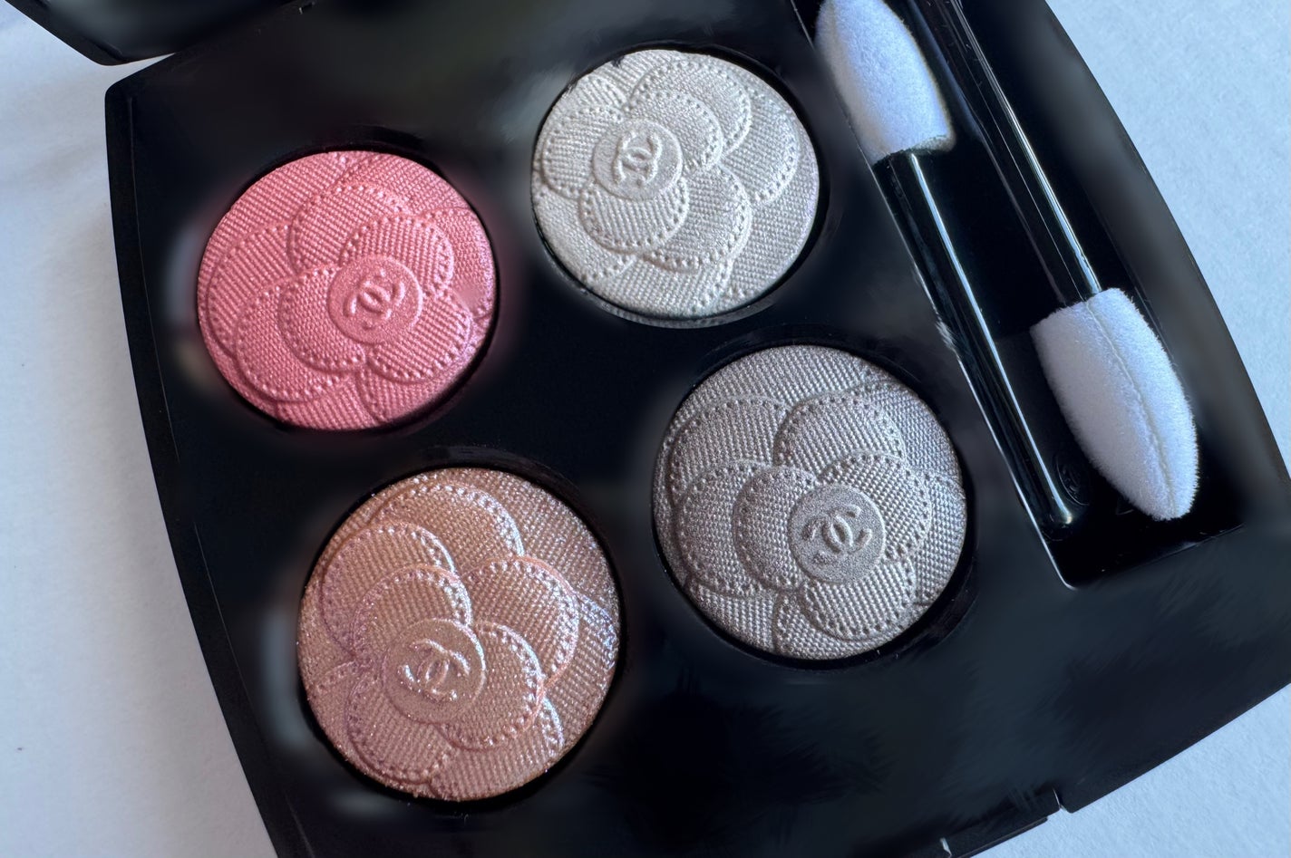 レ キャトル オンブル|CHANELの人気色を比較 - CHANEL レ レ キャトル オンブル|CHANELの人気色を比較 - CHANEL レ