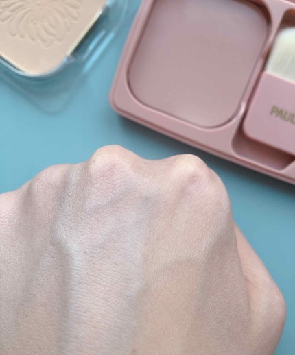 ヴェール ファンデーション/PAUL & JOE BEAUTE/パウダーファンデーションを使ったクチコミ(4枚目)