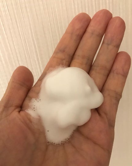 ニベア クリアビューティー弱酸性泡洗顔 もっちり美肌/ニベア/泡洗顔を使ったクチコミ(5枚目)